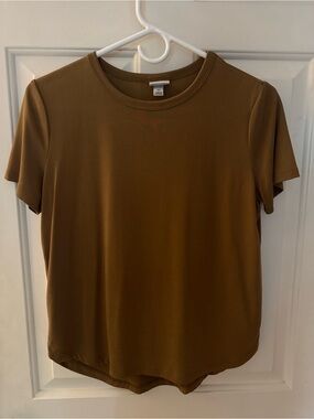T-shirt bundle of 2